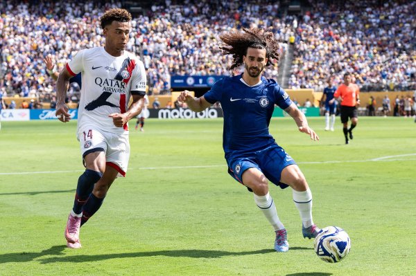 博星优配 一个赛季简直累到爆炸！切尔西本赛季踢了64场比赛，巴黎踢了65场