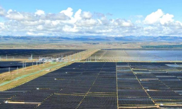 永旺配资端 上半年 1亿度青海绿电跨越千里送江苏